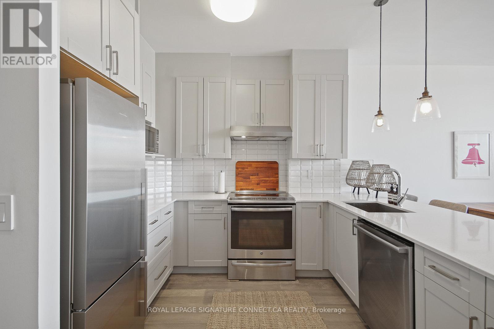 710 - 980 Yonge Street, Toronto, Ontario  M4W 3V8 - Photo 3 - C12153608