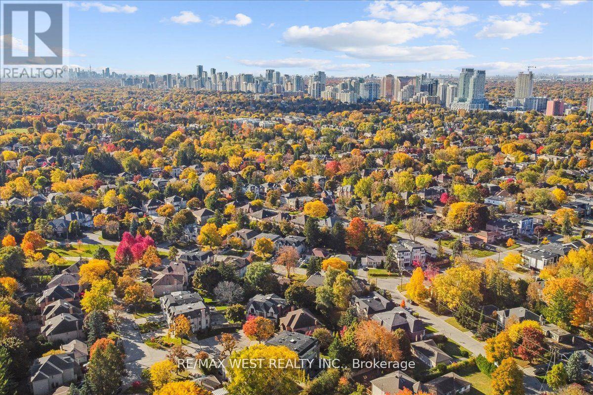 163 Newton Drive, Toronto, Ontario  M2M 2N6 - Photo 14 - C12153633