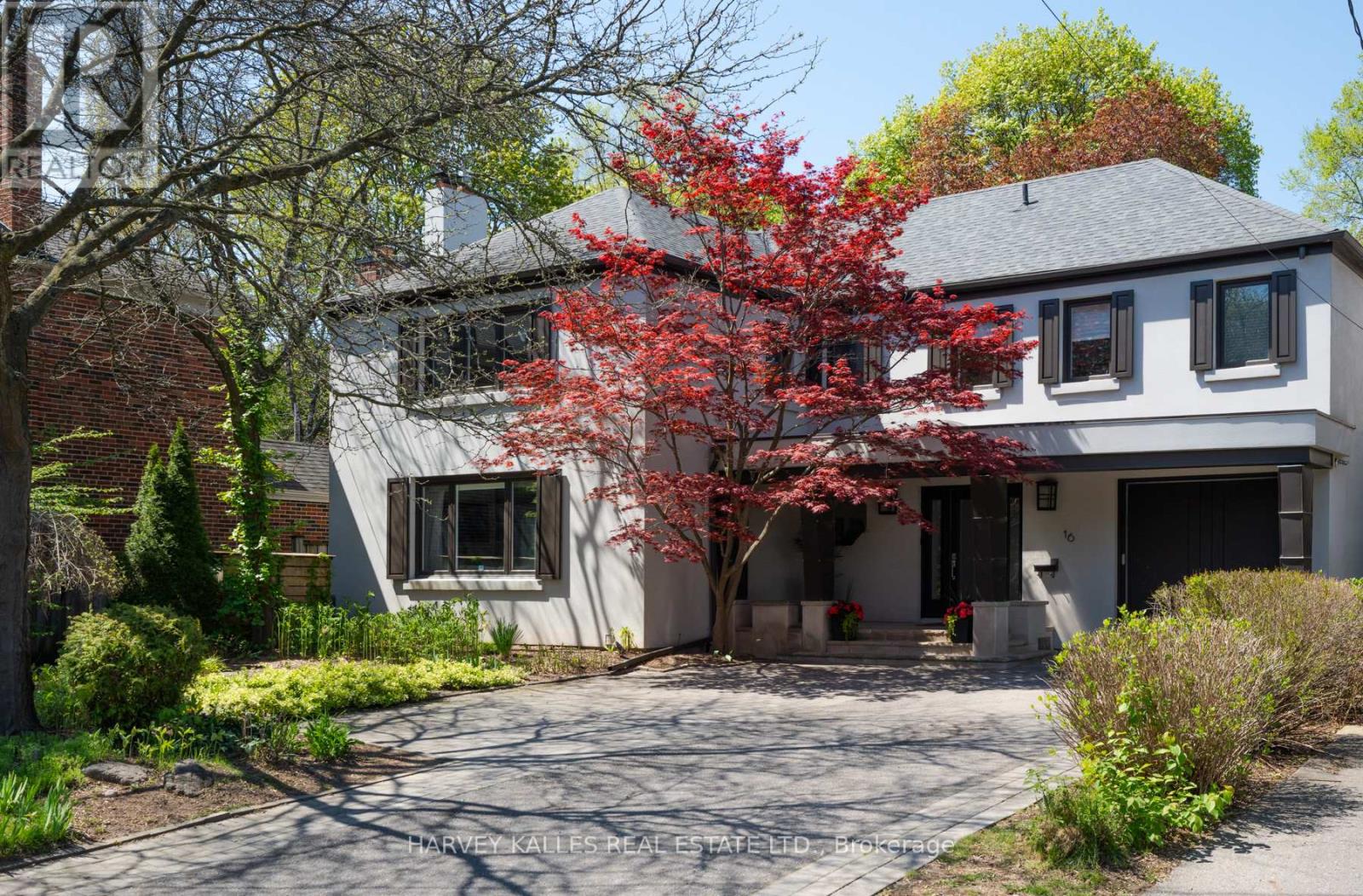 16 COLDSTREAM AVENUE, Toronto, Ontario