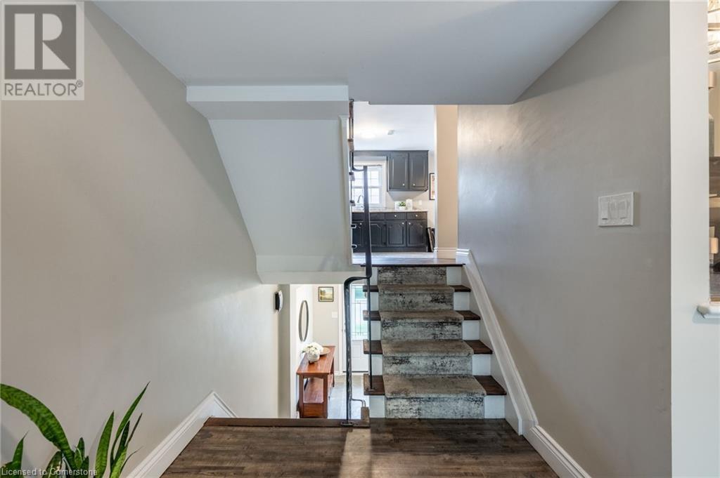 91 Livingston Avenue Unit# 7, Grimsby, Ontario  L3M 1L4 - Photo 8 - 40728653