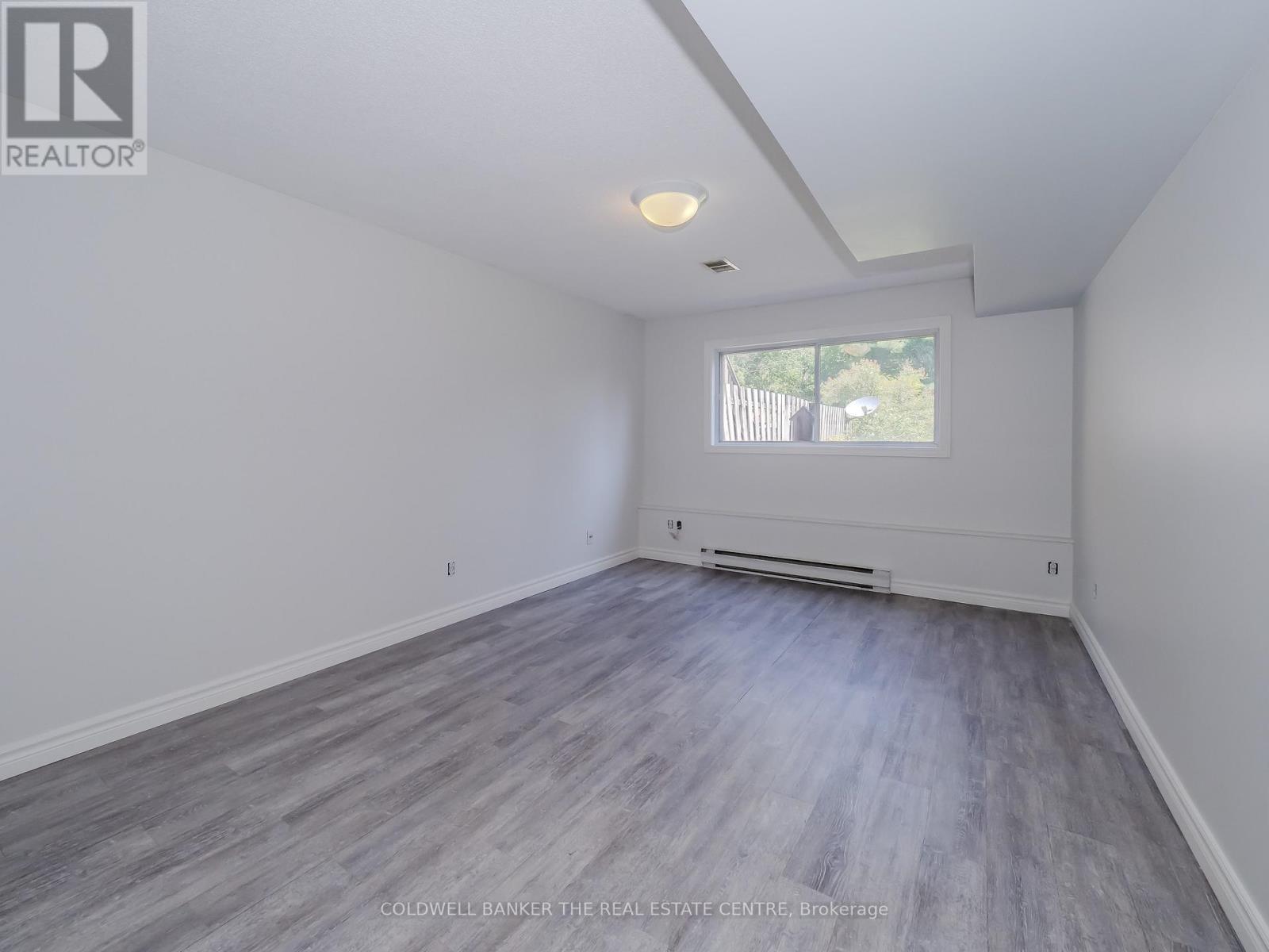 184 Fernwood Drive, Gravenhurst, Ontario  P1P 1P4 - Photo 19 - X12103599