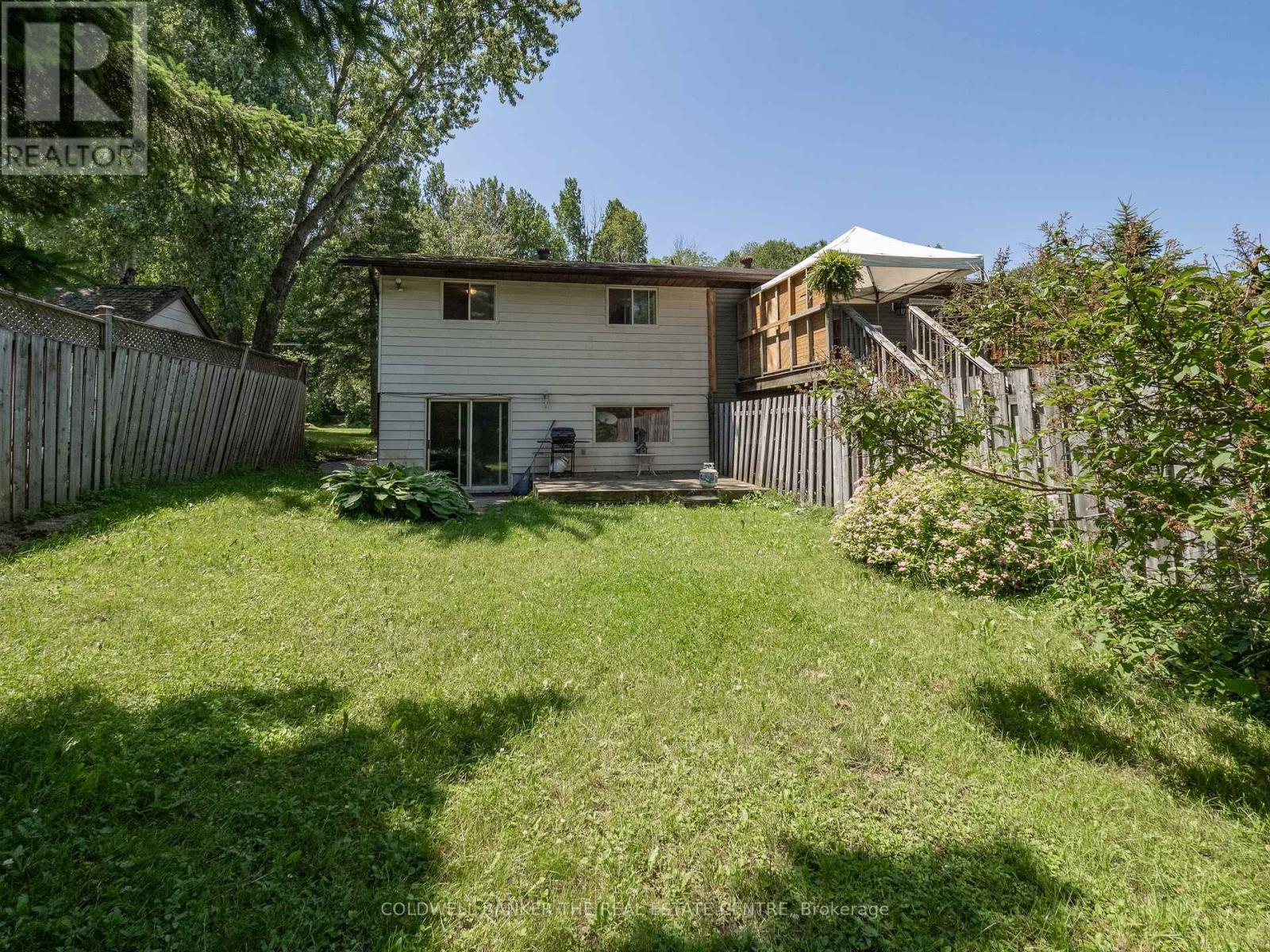 184 Fernwood Drive, Gravenhurst, Ontario  P1P 1P4 - Photo 33 - X12103599