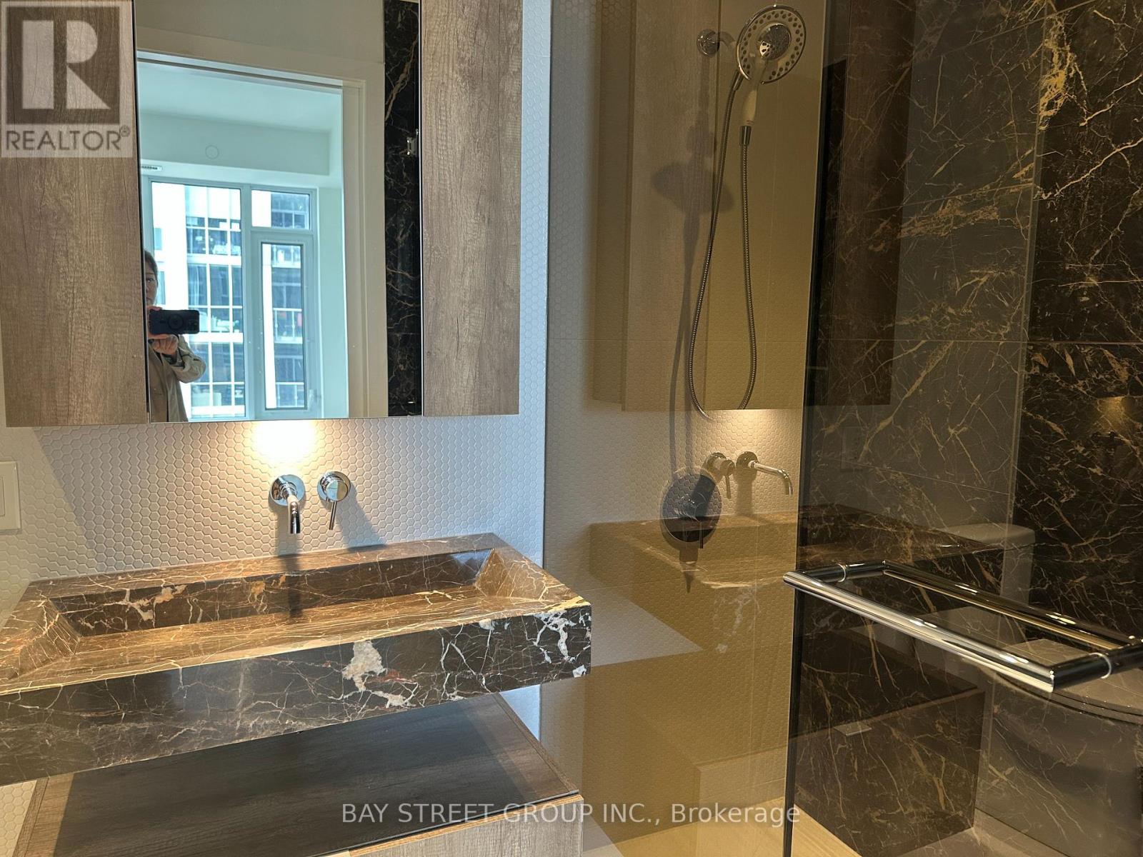4607 - 11 Yorkville Avenue, Toronto, Ontario  M4W 0B7 - Photo 11 - C12149226