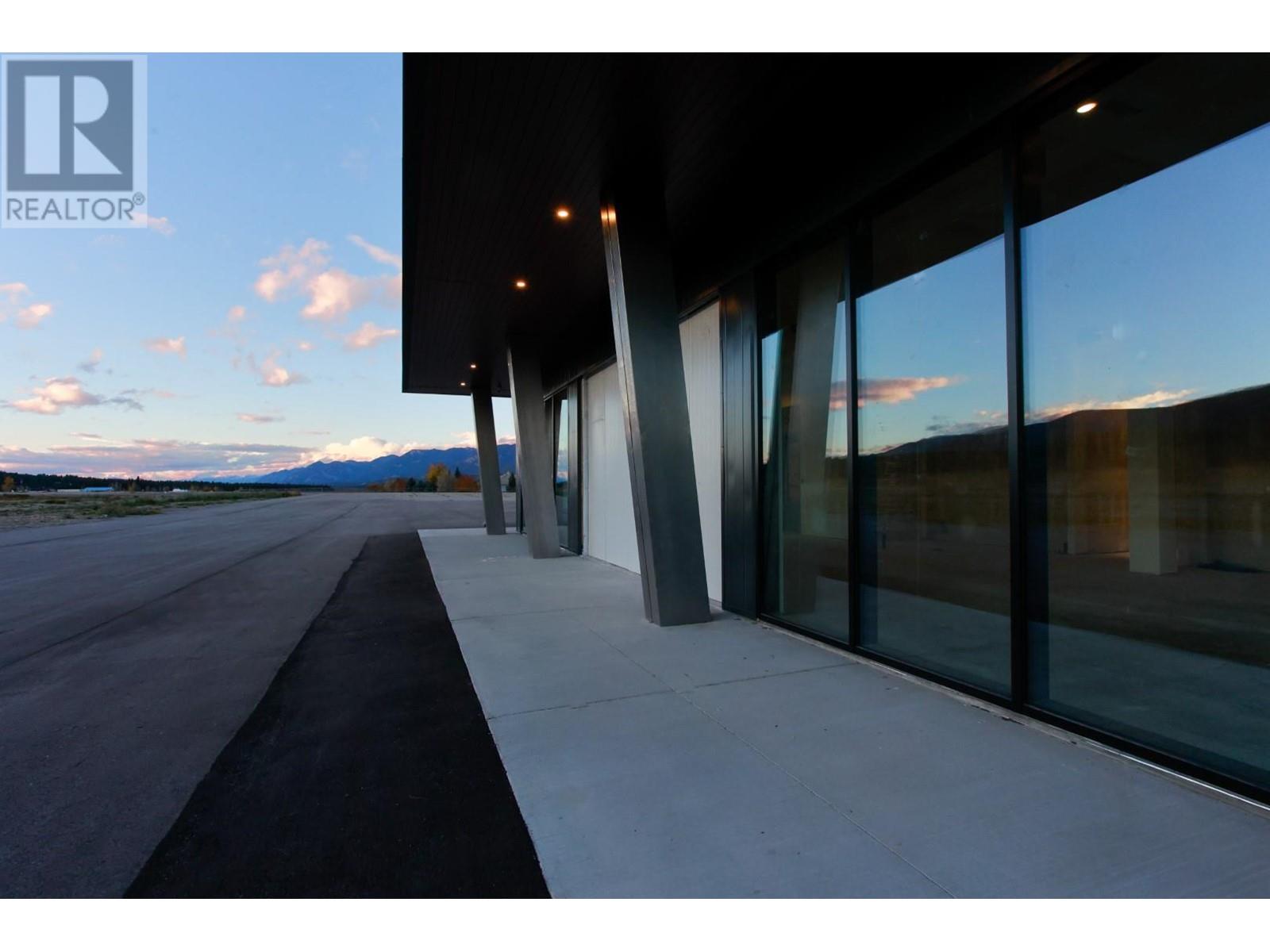 5310 Fairmont Airport Road, Fairmont Hot Springs, British Columbia  V0B 1L1 - Photo 2 - 10348159