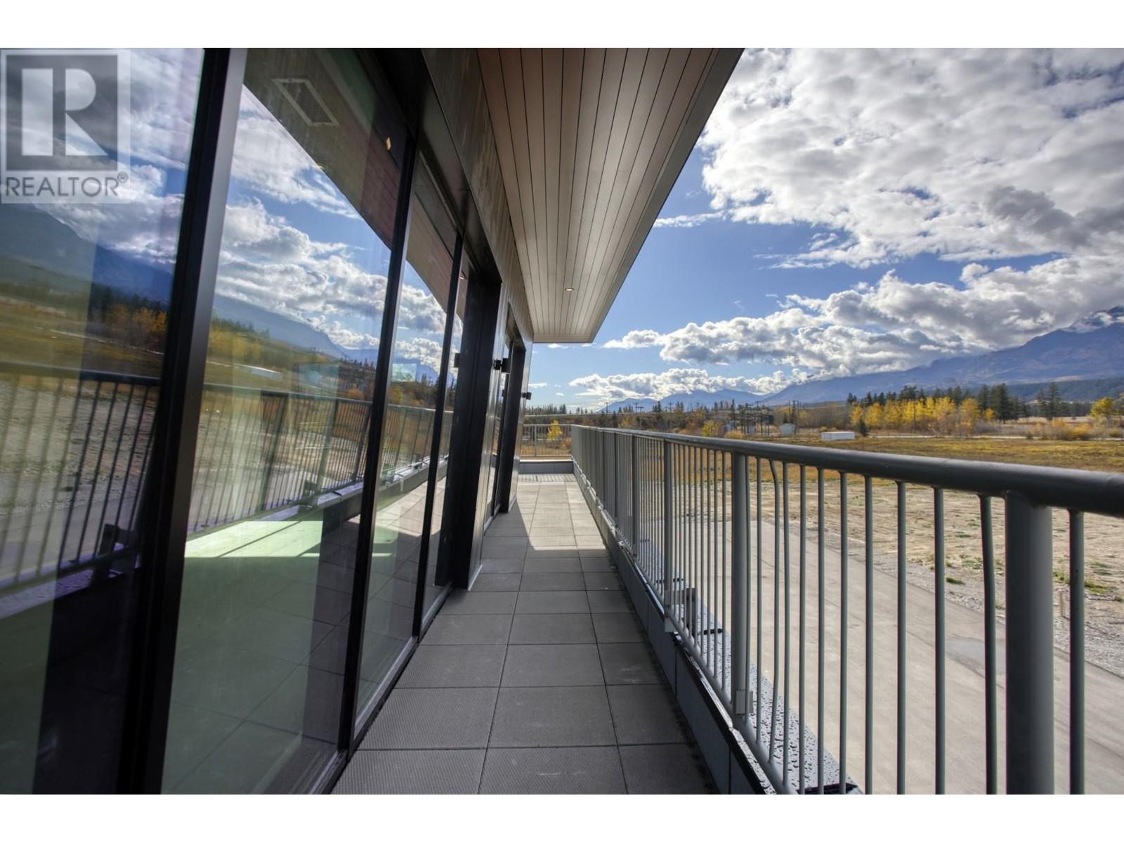 5310 Fairmont Airport Road, Fairmont Hot Springs, British Columbia  V0B 1L1 - Photo 23 - 10348159