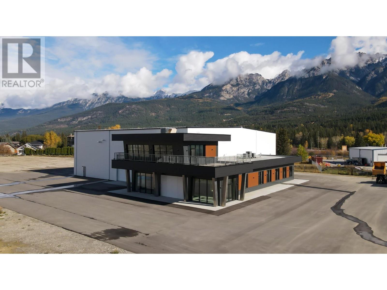 5310 Fairmont Airport Road, Fairmont Hot Springs, British Columbia  V0B 1L1 - Photo 26 - 10348159