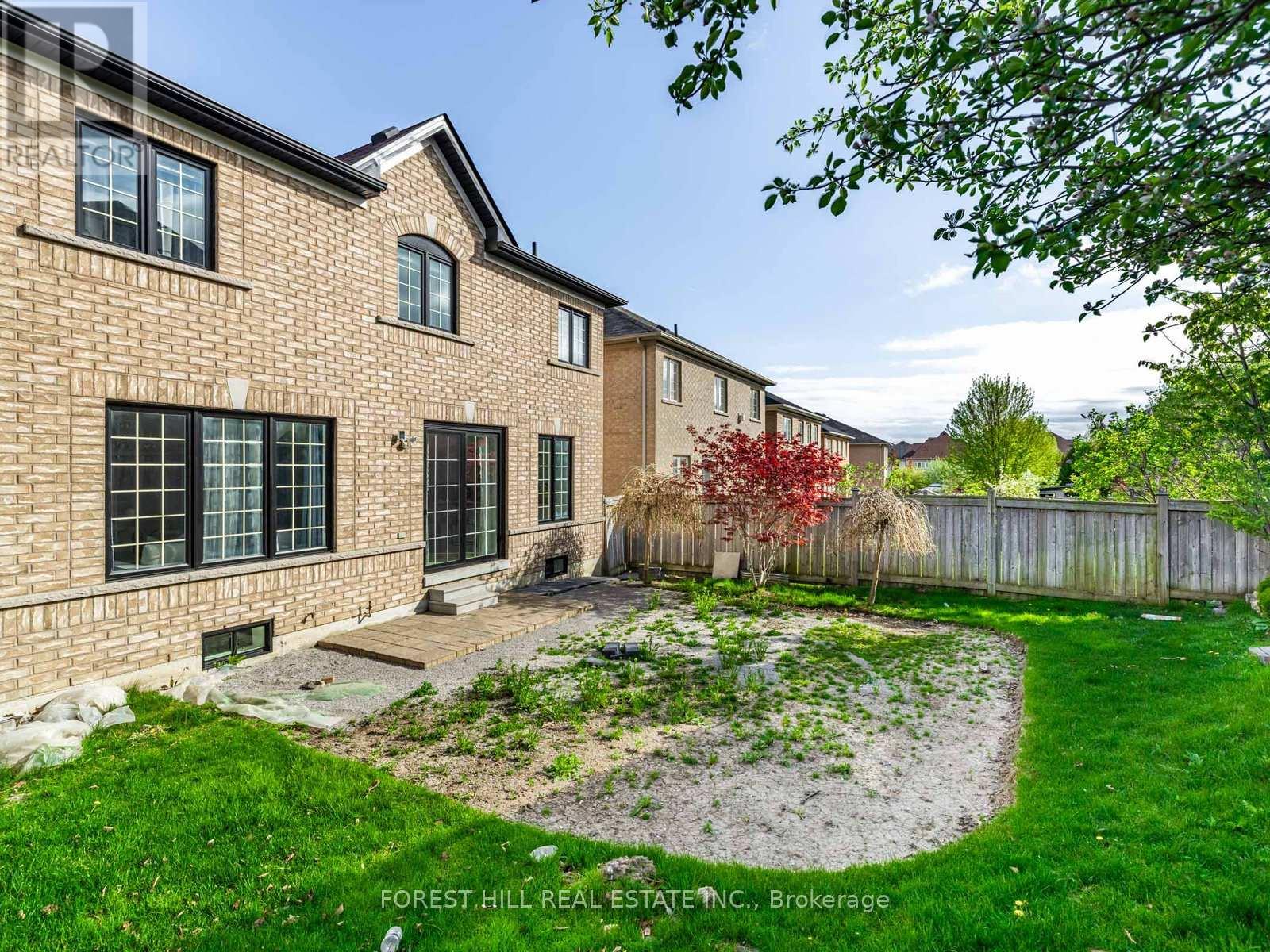 36 Zoran Lane, Vaughan, Ontario  L6A 4G1 - Photo 50 - N12153773