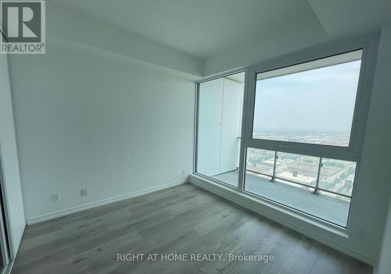 2715 - 1000 Portage Parkway, Vaughan, Ontario  L4K 0L1 - Photo 5 - N12153781