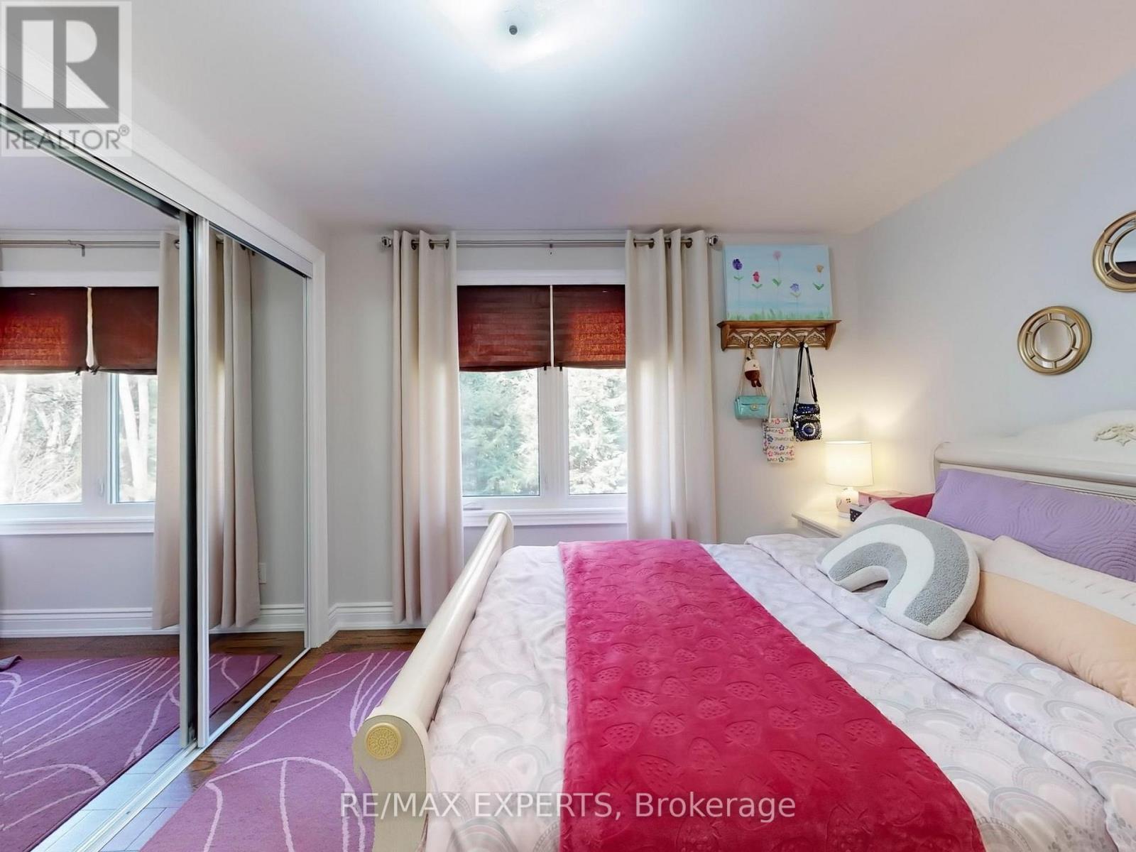18210 Warden Avenue, East Gwillimbury, Ontario  L0G 1V0 - Photo 40 - N12153795