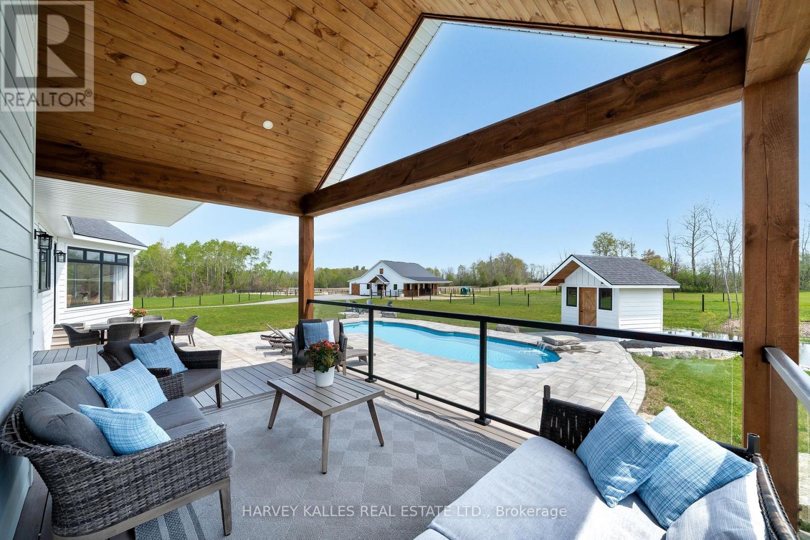 498 Mackenzie Road, Quinte West, Ontario  K0K 2C0 - Photo 38 - X12153898