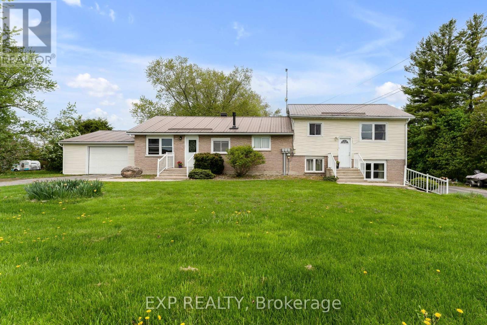Property at 227 DRIVE IN ROAD image 1