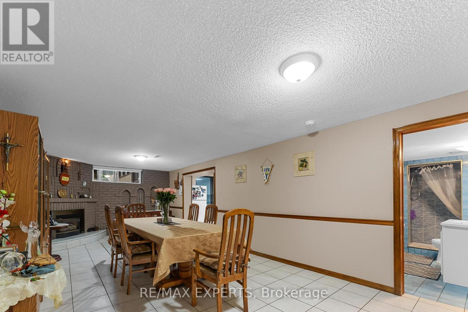 72 Songwood Drive, Toronto, Ontario  M9M 1X3 - Photo 32 - W12153400