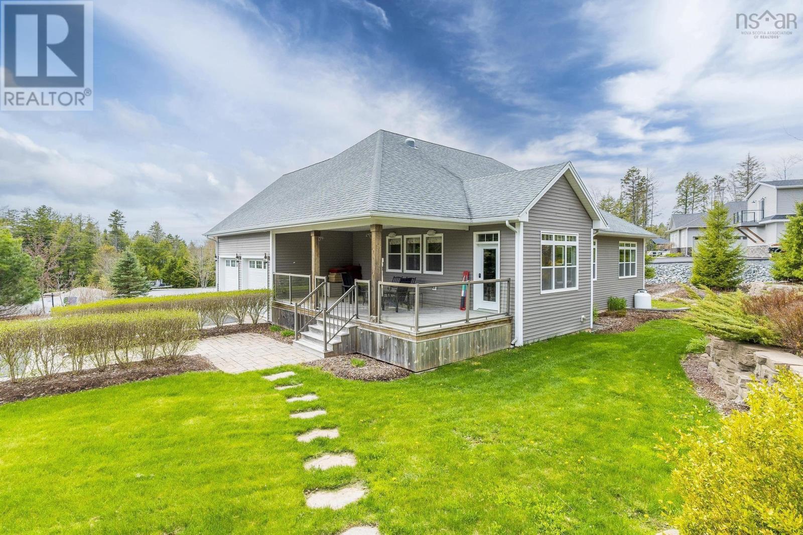 Property at 48 Dungarry Close image 3