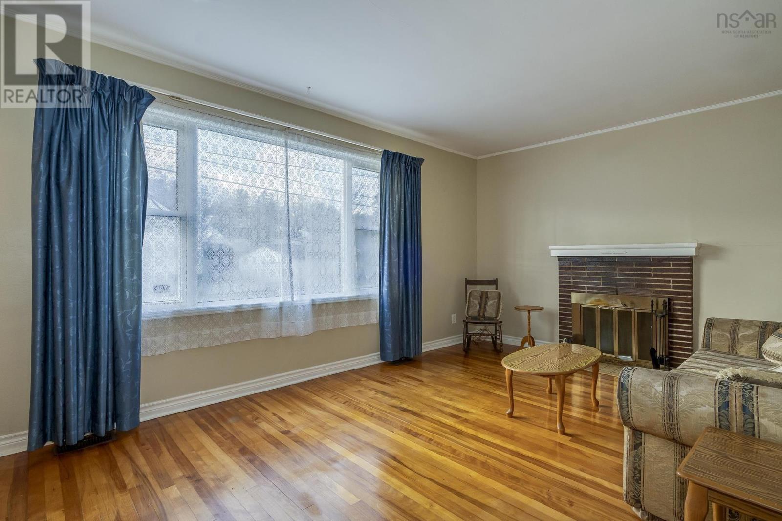 Property at 60 Thornhill Drive image 3