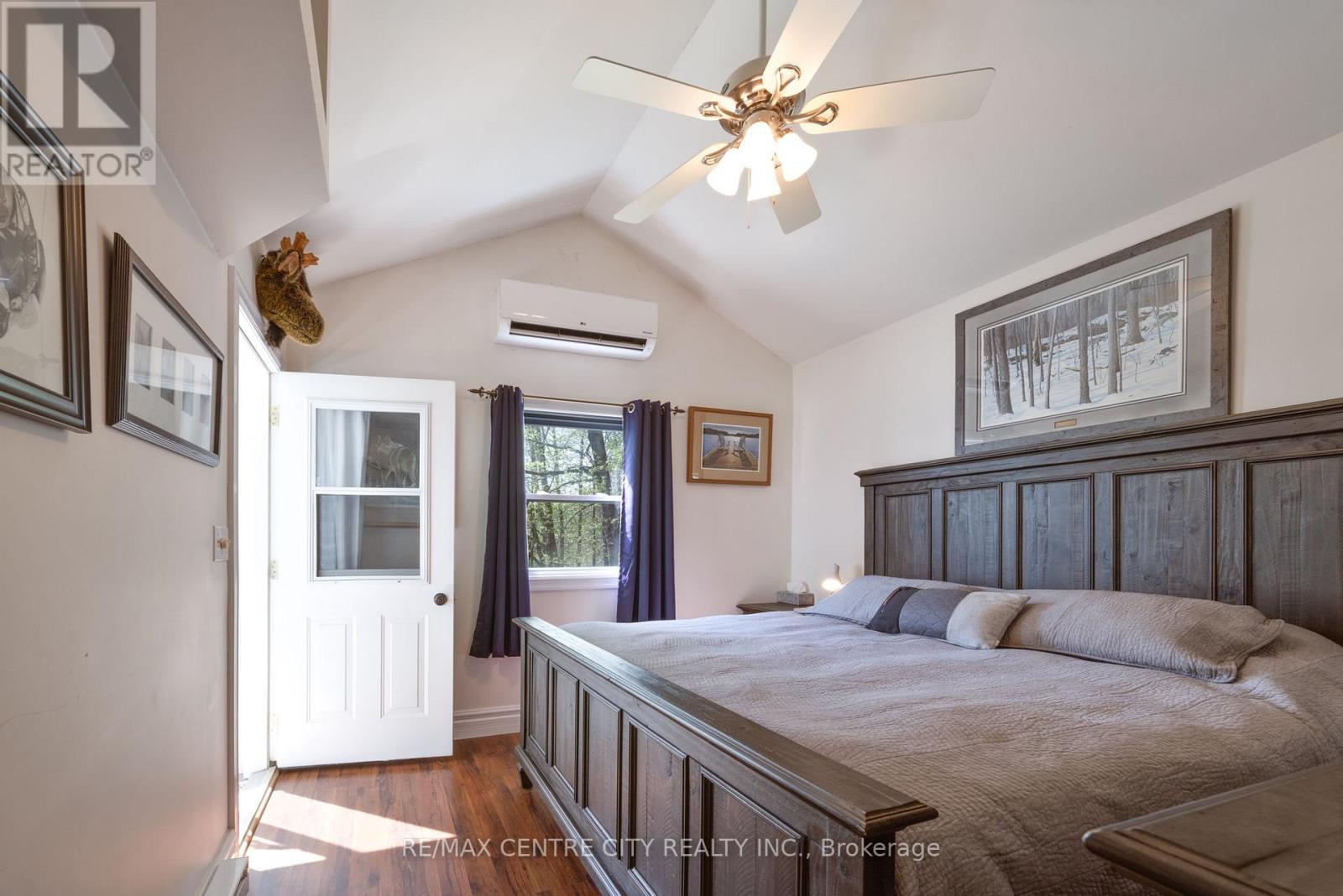 1001 Road 10 W Road W, Mapleton, Ontario  N0G 1P0 - Photo 27 - X12153873