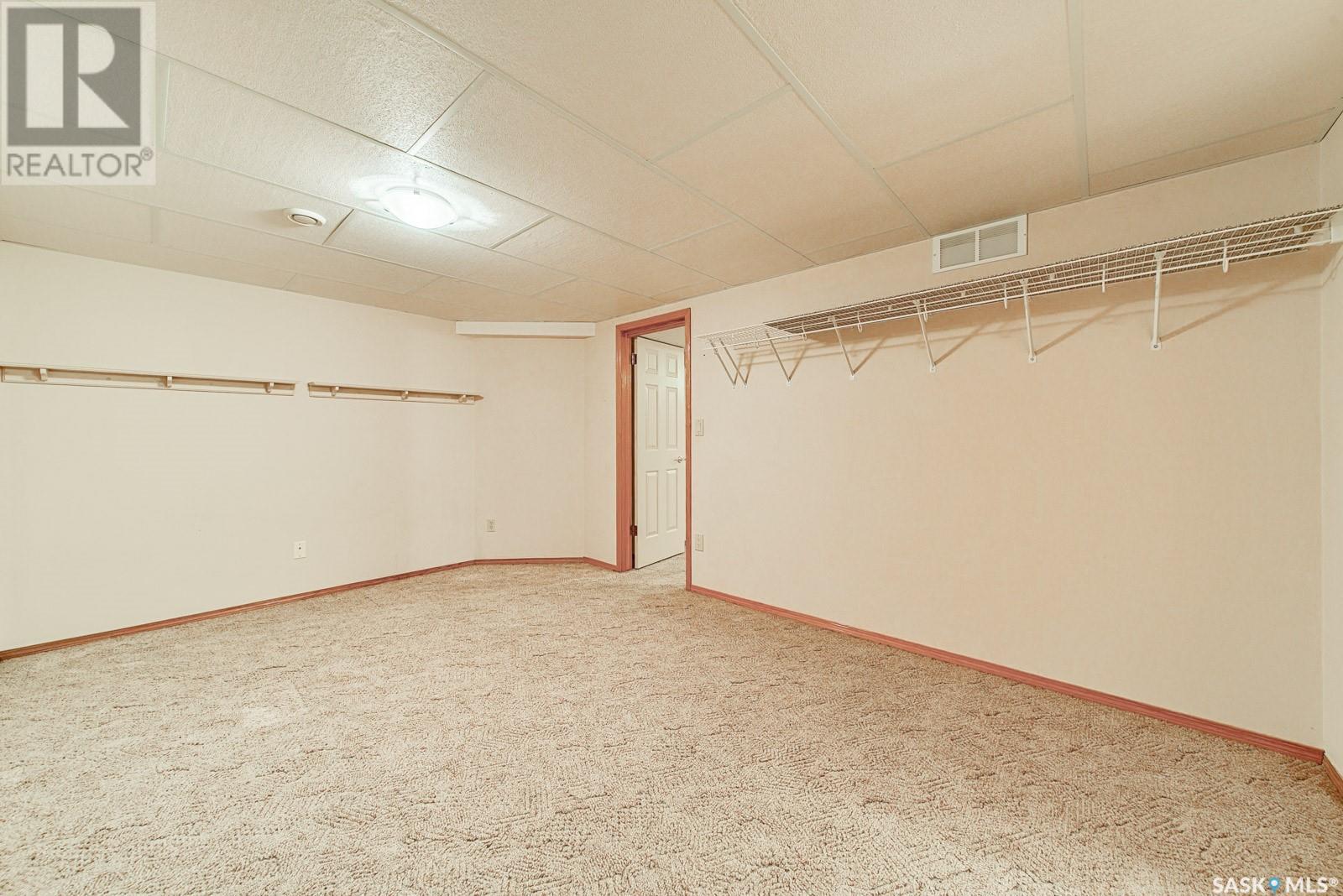3662 Wedgwood Way, Regina, Saskatchewan  S4V 2M7 - Photo 22 - SK006059