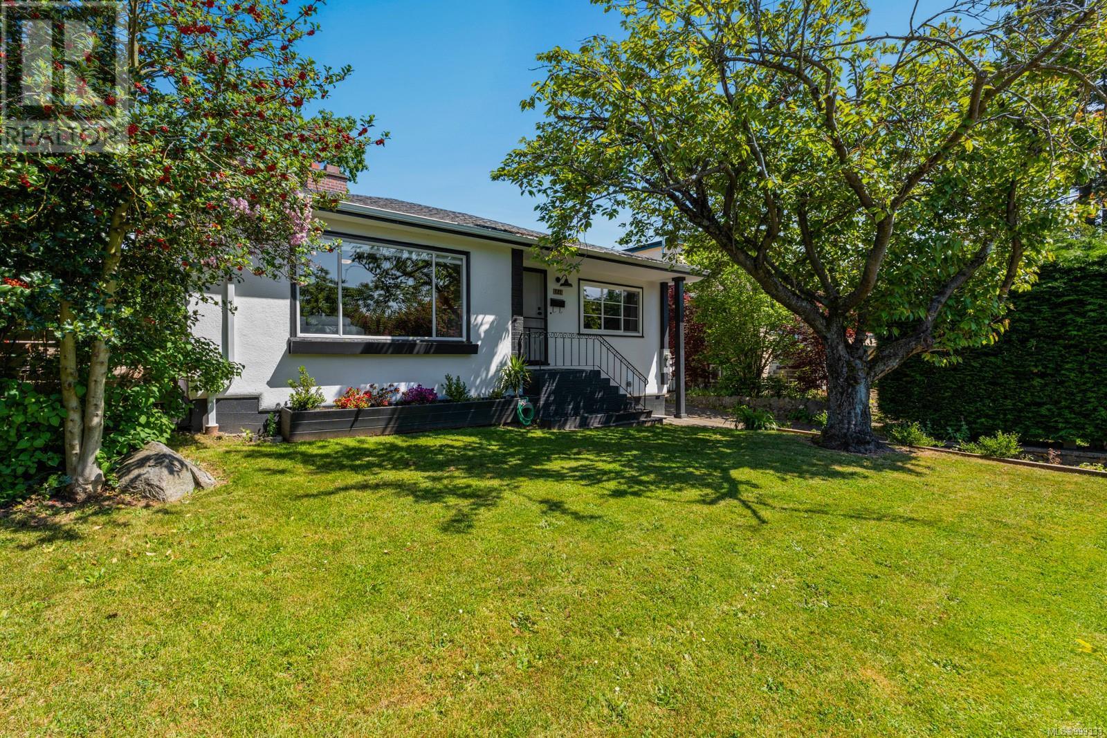 Property at 727 Craigflower Rd image 1