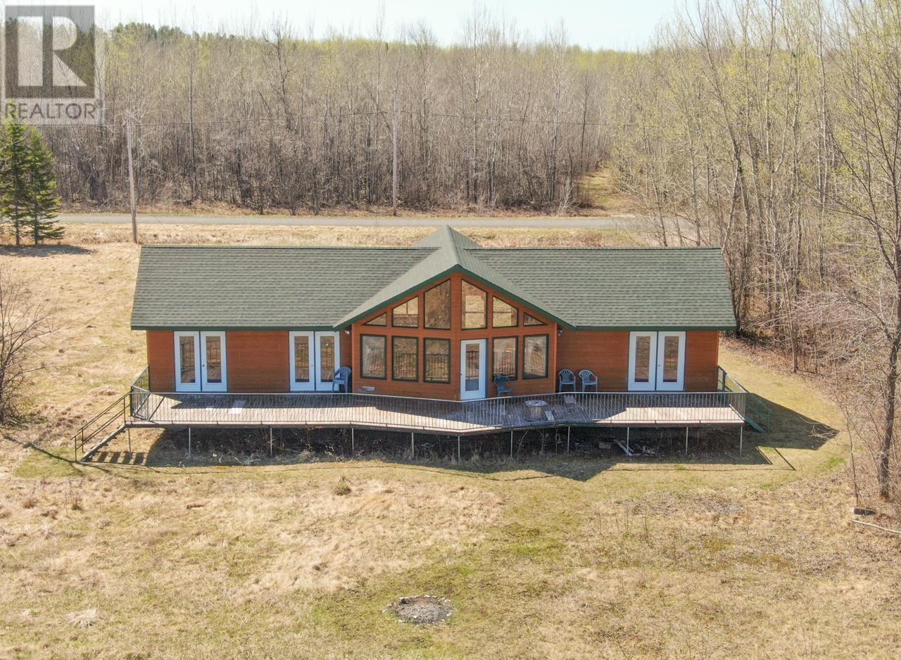 61 Stintzi Drive East, Morson, Ontario