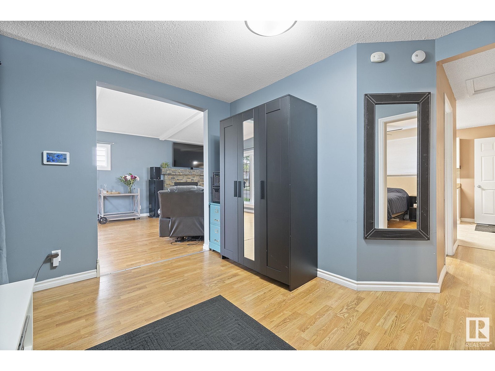 Property at 3636 116 AV NW NW image 3