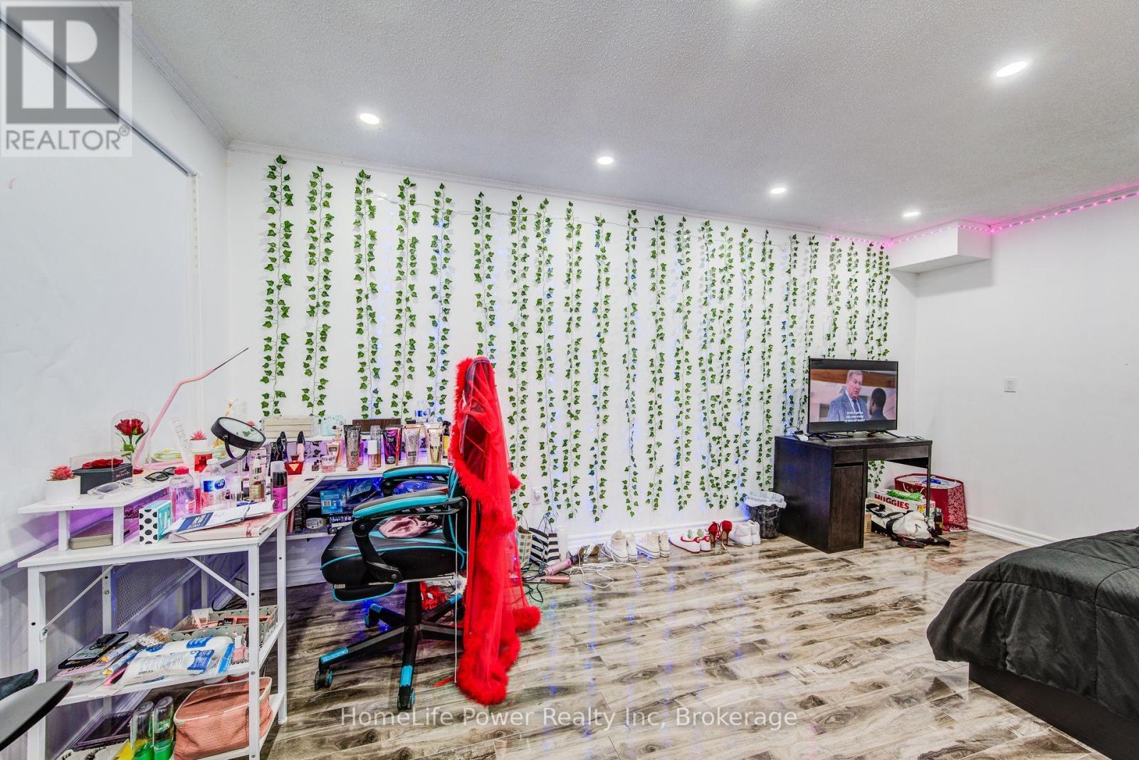 103 - 121 University Avenue E, Waterloo, Ontario  N2J 4J1 - Photo 12 - X12143693