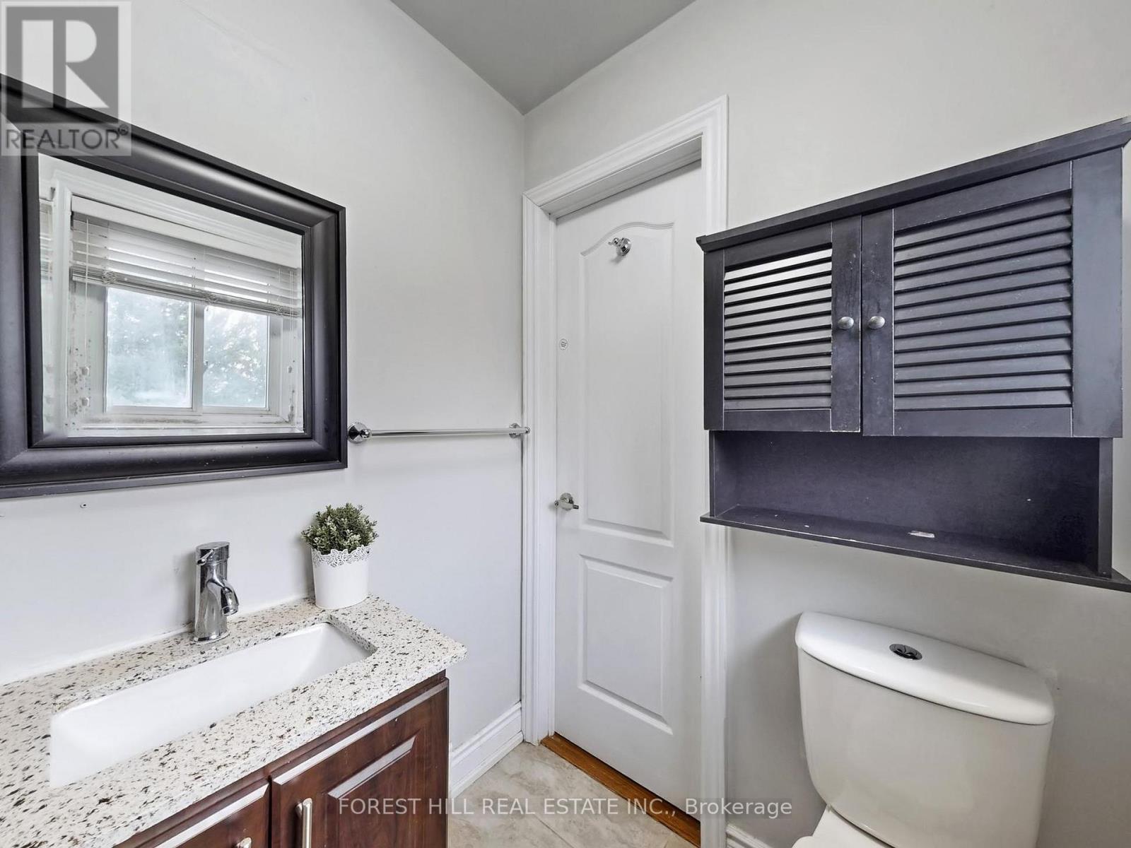 44 Herkley Drive N, Brampton, Ontario  L6V 2E8 - Photo 17 - W12153628