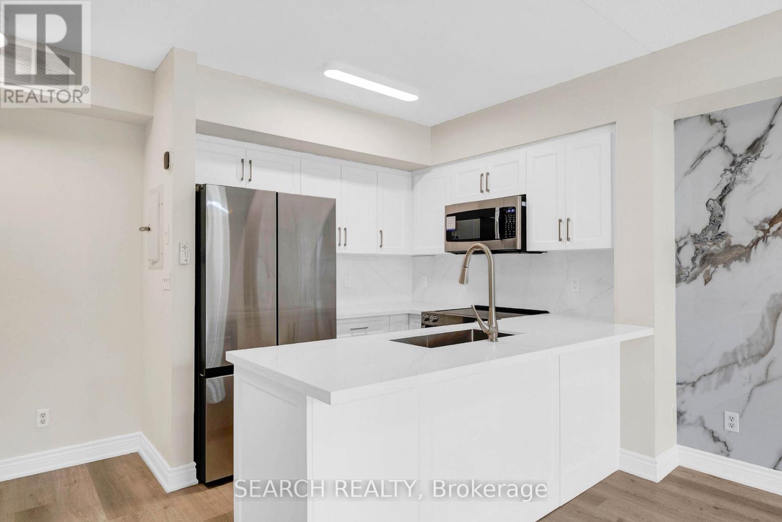 2041 - 3043 Finch Avenue W, Toronto, Ontario  M9M 0A4 - Photo 12 - W12153643