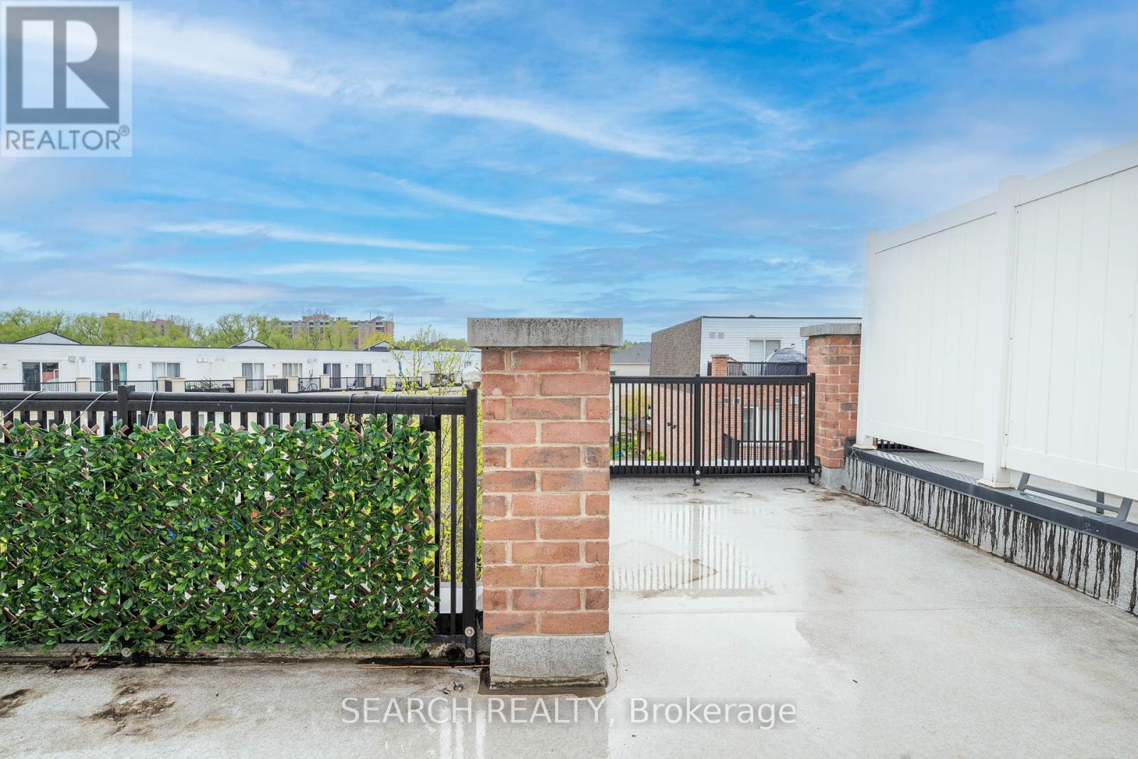 2041 - 3043 Finch Avenue W, Toronto, Ontario  M9M 0A4 - Photo 30 - W12153643