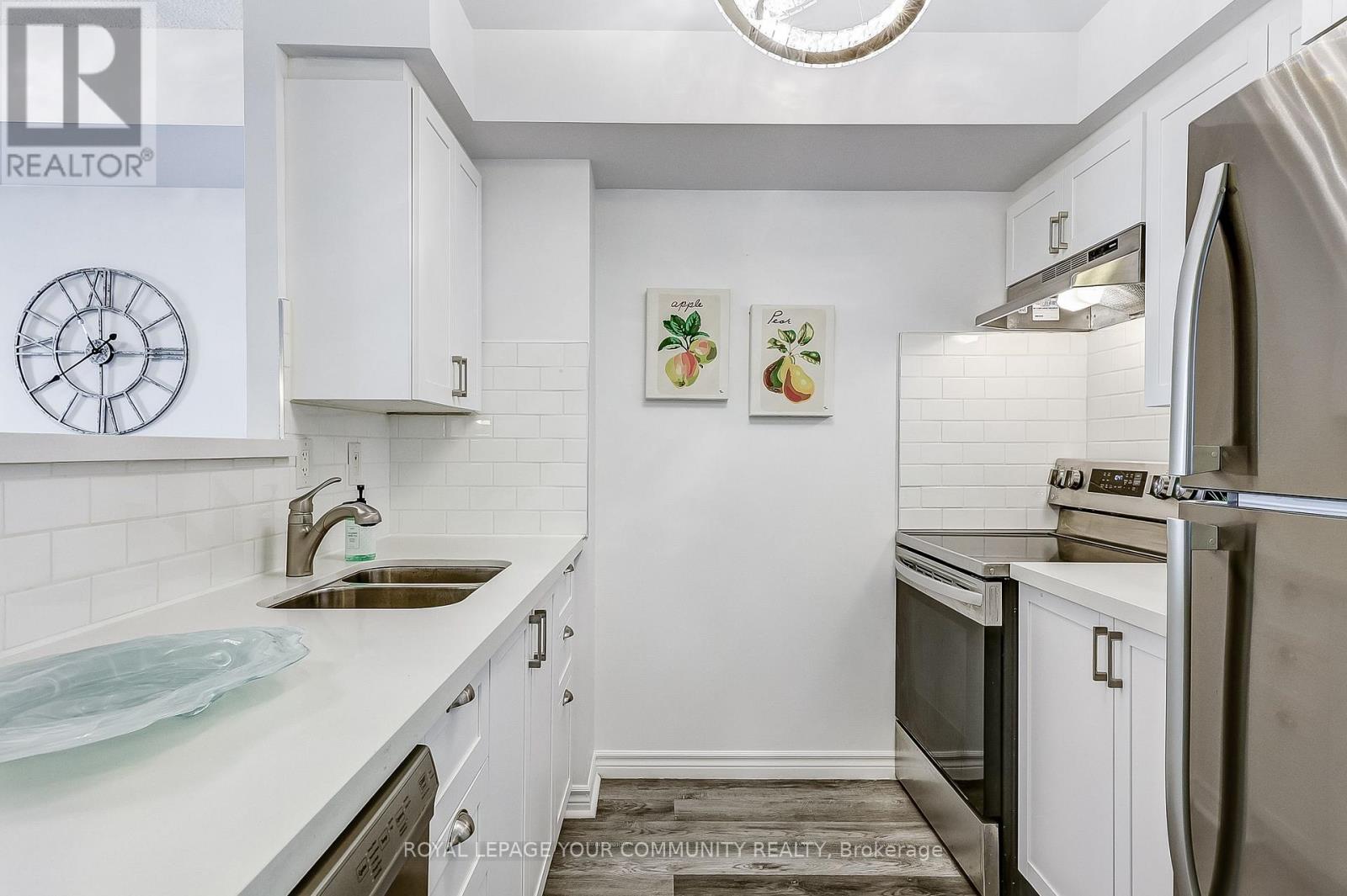 Property at 2122 - 700 HUMBERWOOD BOULEVARD image 5