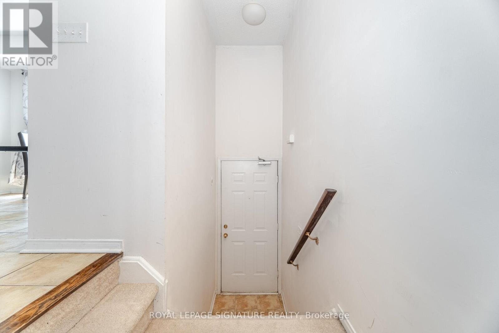 3 - 4855 Half Moon Grove, Mississauga, Ontario  L5M 8C7 - Photo 4 - W12153727