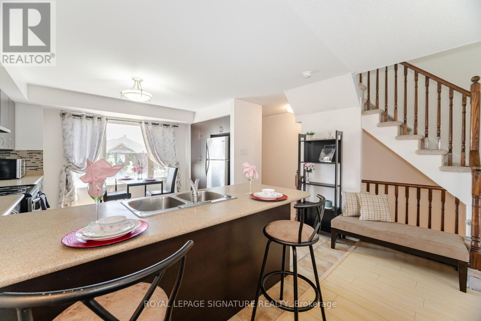 3 - 4855 Half Moon Grove, Mississauga, Ontario  L5M 8C7 - Photo 7 - W12153727