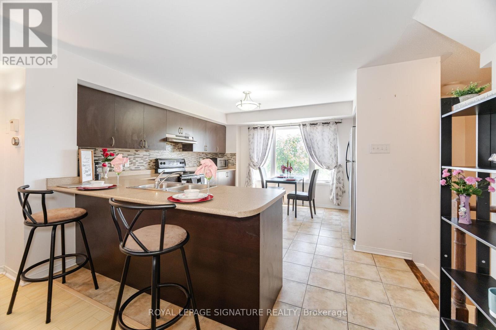 3 - 4855 Half Moon Grove, Mississauga, Ontario  L5M 8C7 - Photo 8 - W12153727