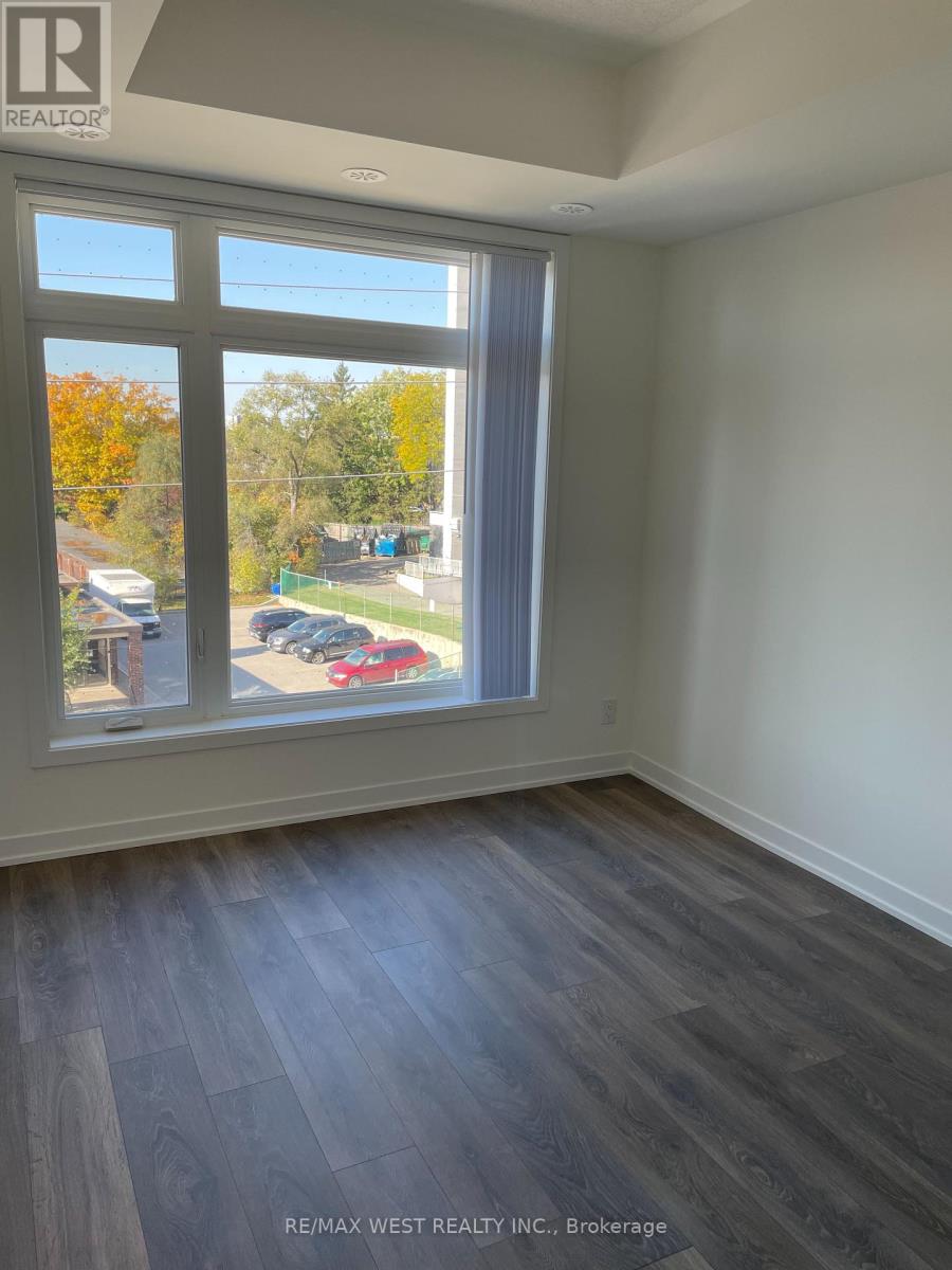 405 - 160 Canon Jackson Drive, Toronto, Ontario  M6M 0B6 - Photo 13 - W12153732