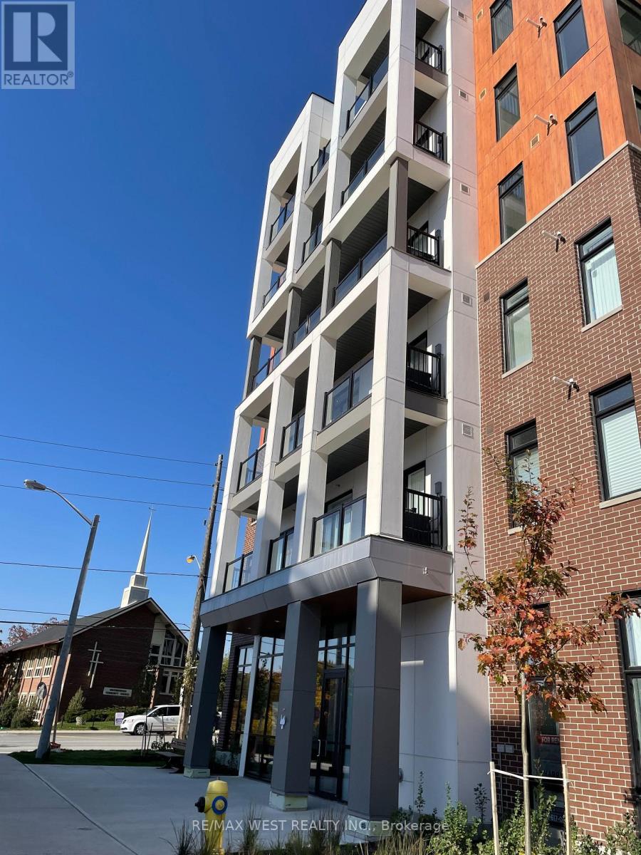 405 - 160 Canon Jackson Drive, Toronto, Ontario  M6M 0B6 - Photo 2 - W12153732