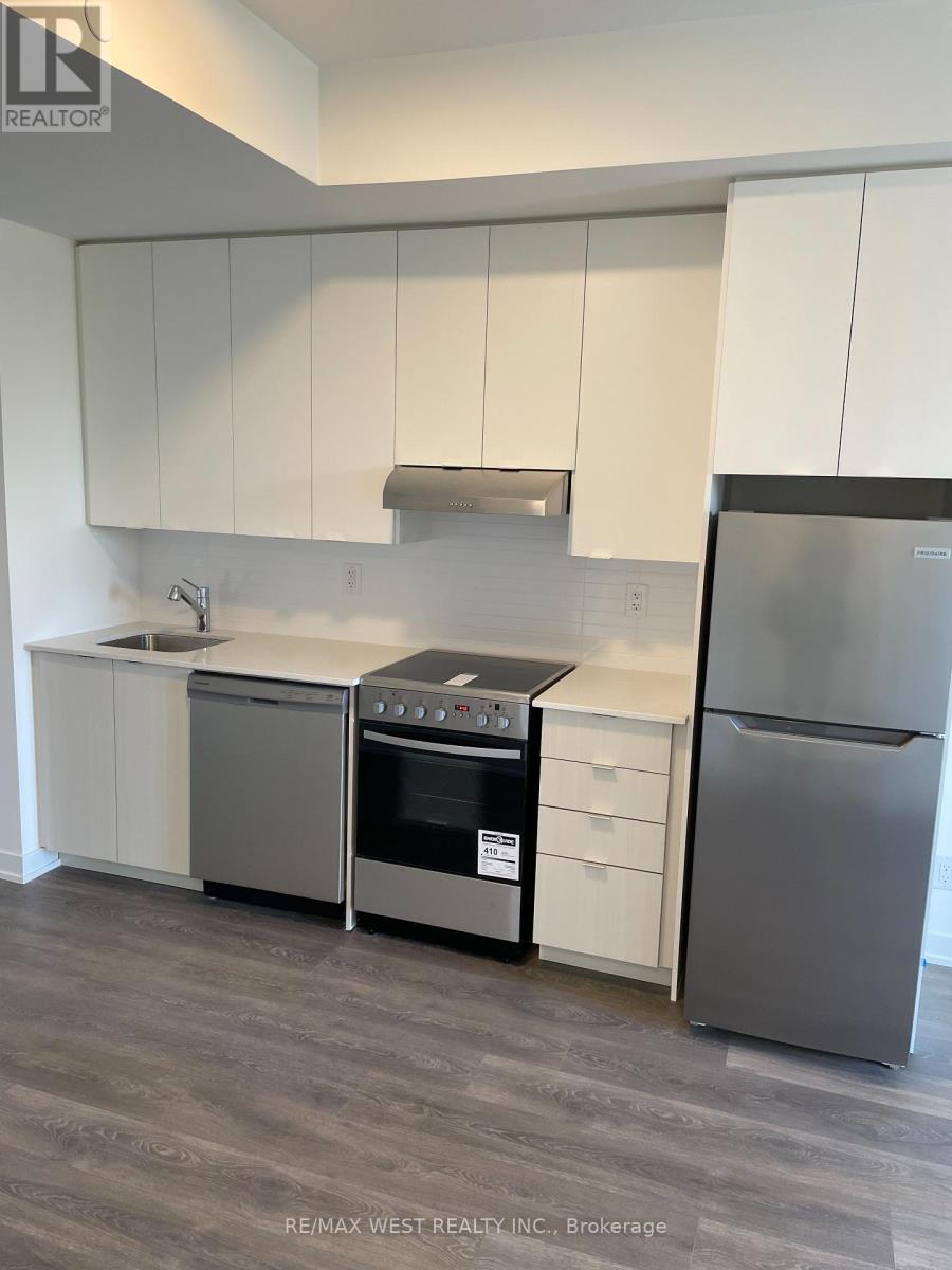 405 - 160 Canon Jackson Drive, Toronto, Ontario  M6M 0B6 - Photo 6 - W12153732
