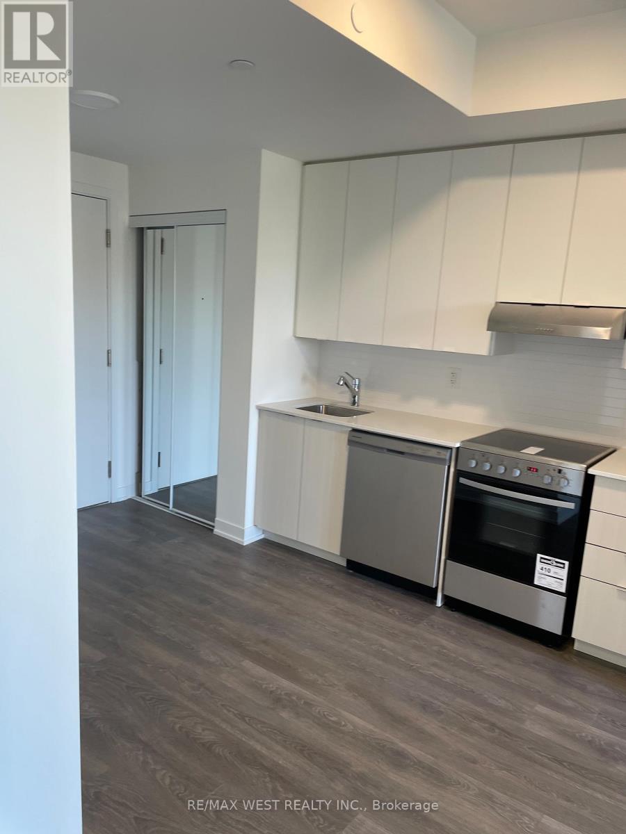 405 - 160 Canon Jackson Drive, Toronto, Ontario  M6M 0B6 - Photo 7 - W12153732