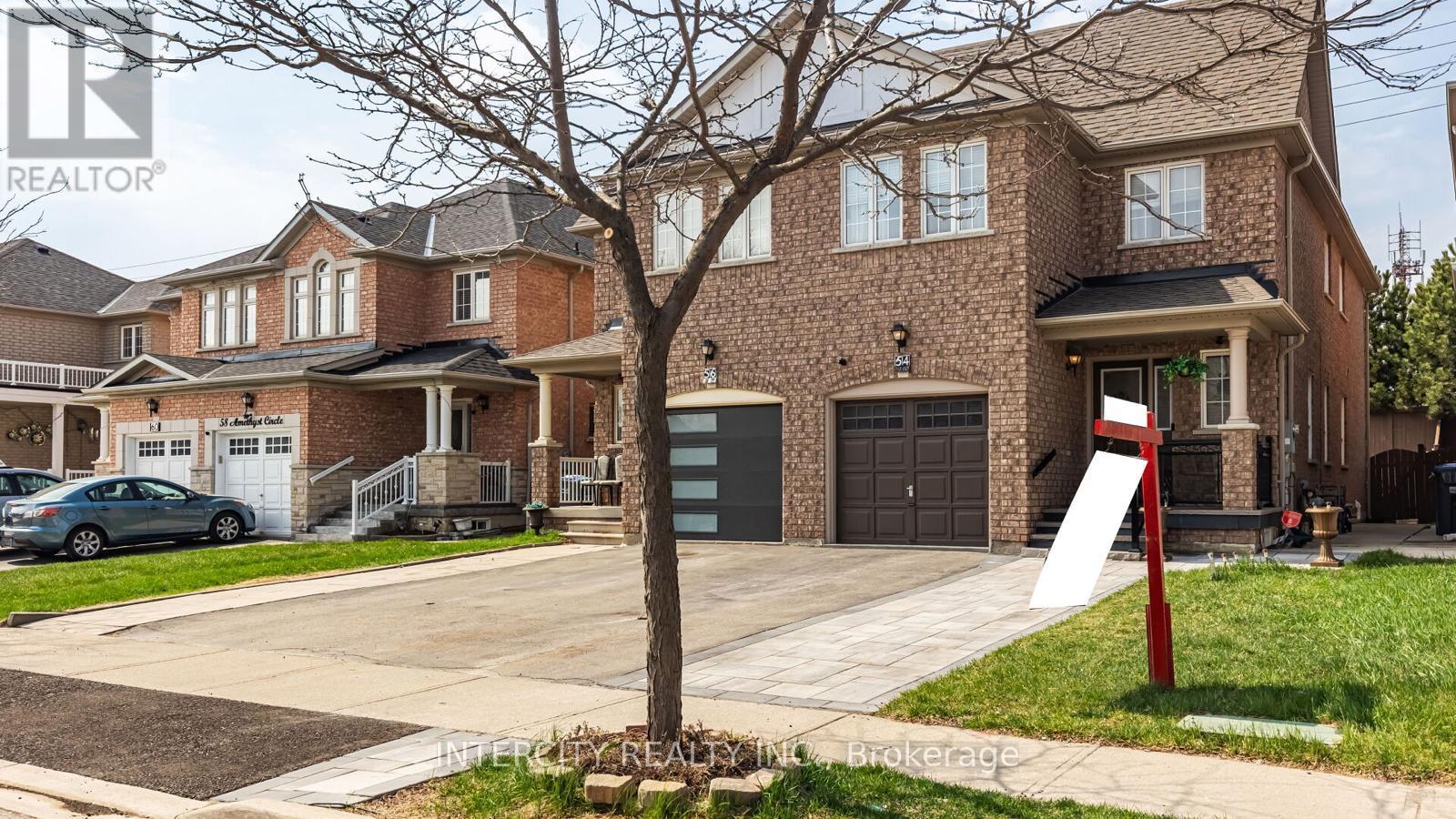 54 AMETHYST CIRCLE, Brampton, Ontario