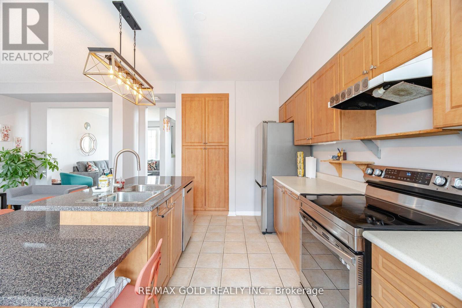 43 - 7155 Magistrate Terrace, Mississauga, Ontario  L5W 1Y8 - Photo 13 - W12153770
