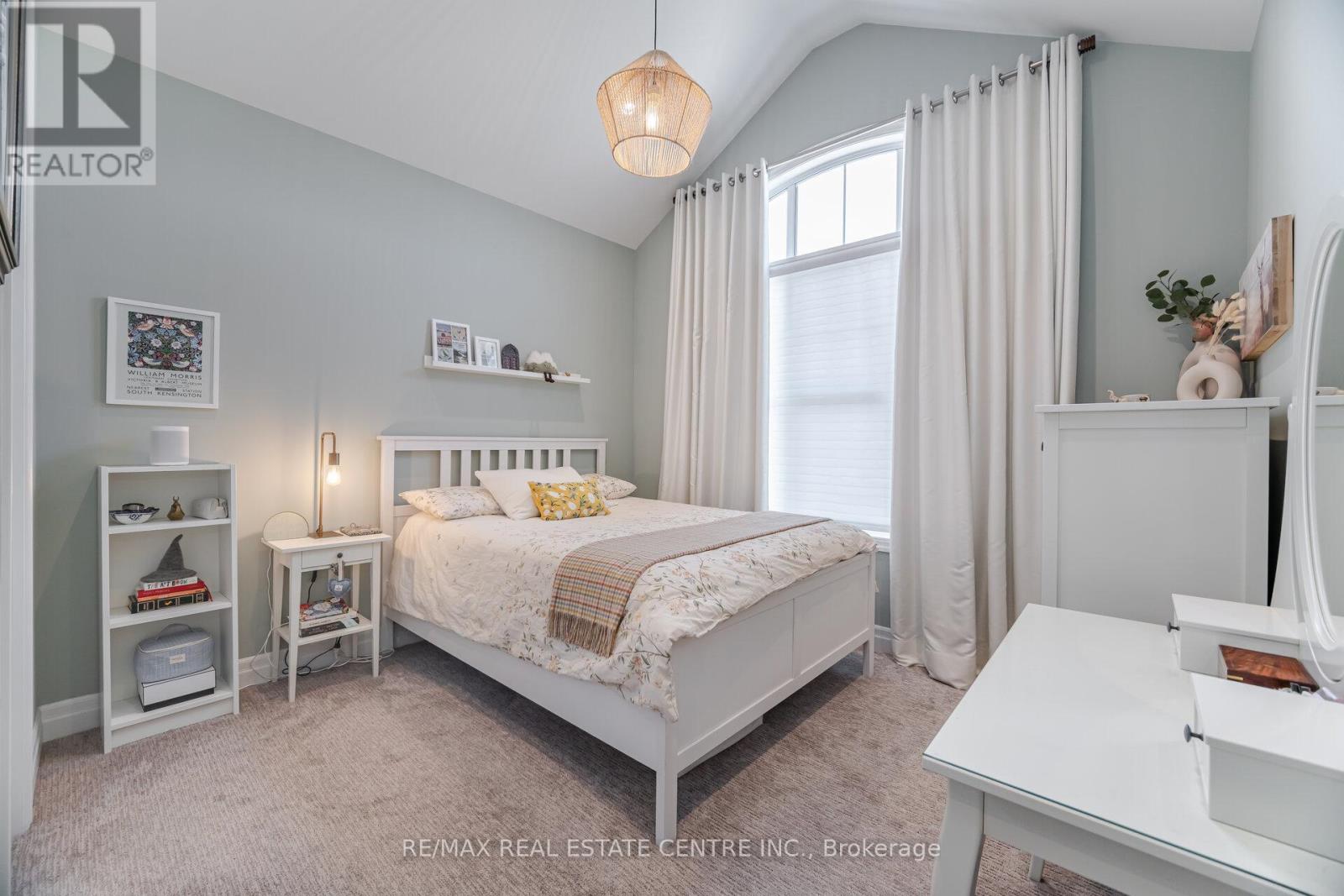 156 Camellia Crescent, Oakville (Go Glenorchy), Ontario  L6H 1L2 - Photo 21 - W12153812
