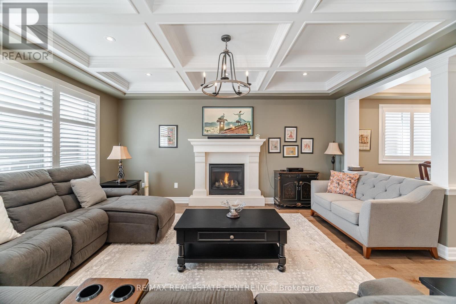 156 Camellia Crescent, Oakville (Go Glenorchy), Ontario  L6H 1L2 - Photo 8 - W12153812