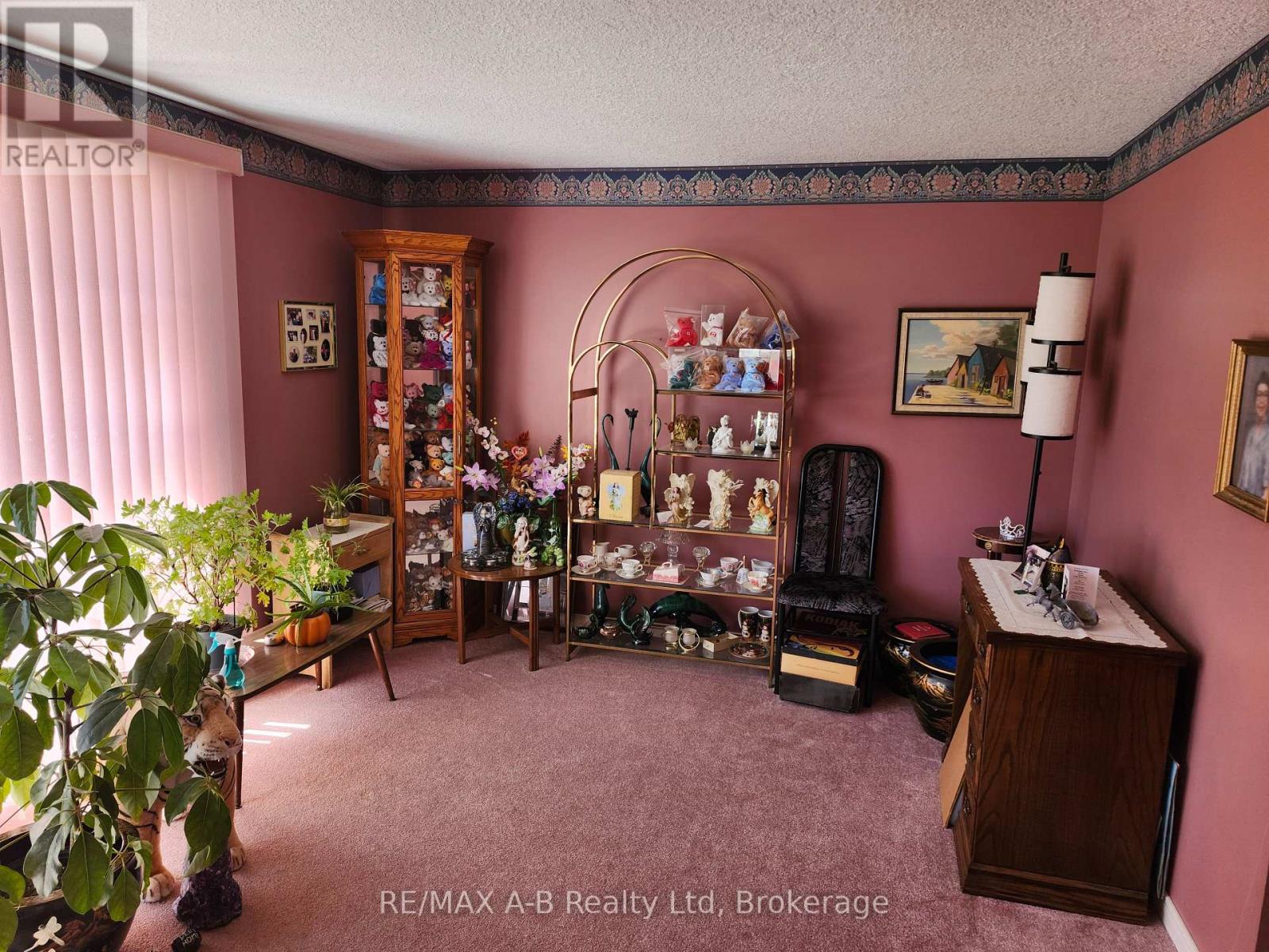 234 Patricia Road, Stratford, Ontario N5A 7B4 - Photo 15 - X12136142