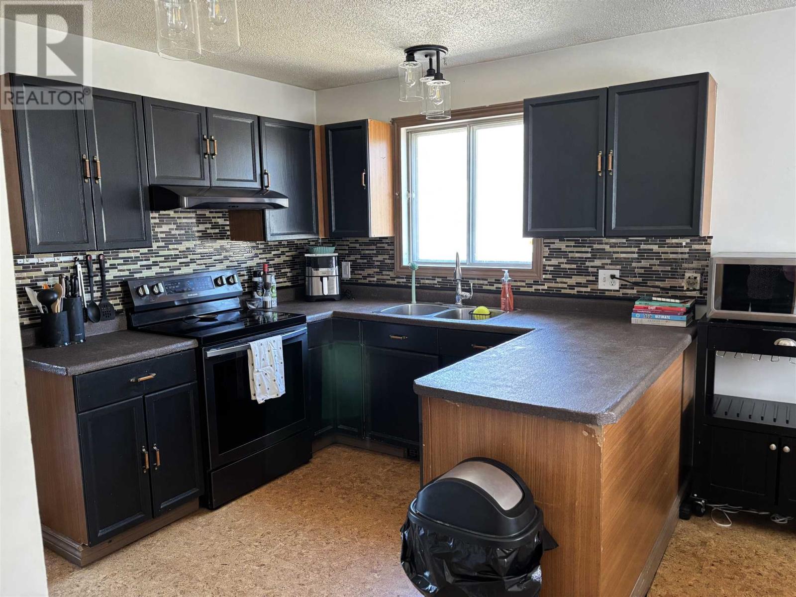 55 Jackson Cres, Marathon, Ontario  P0T 2E0 - Photo 8 - TB251212