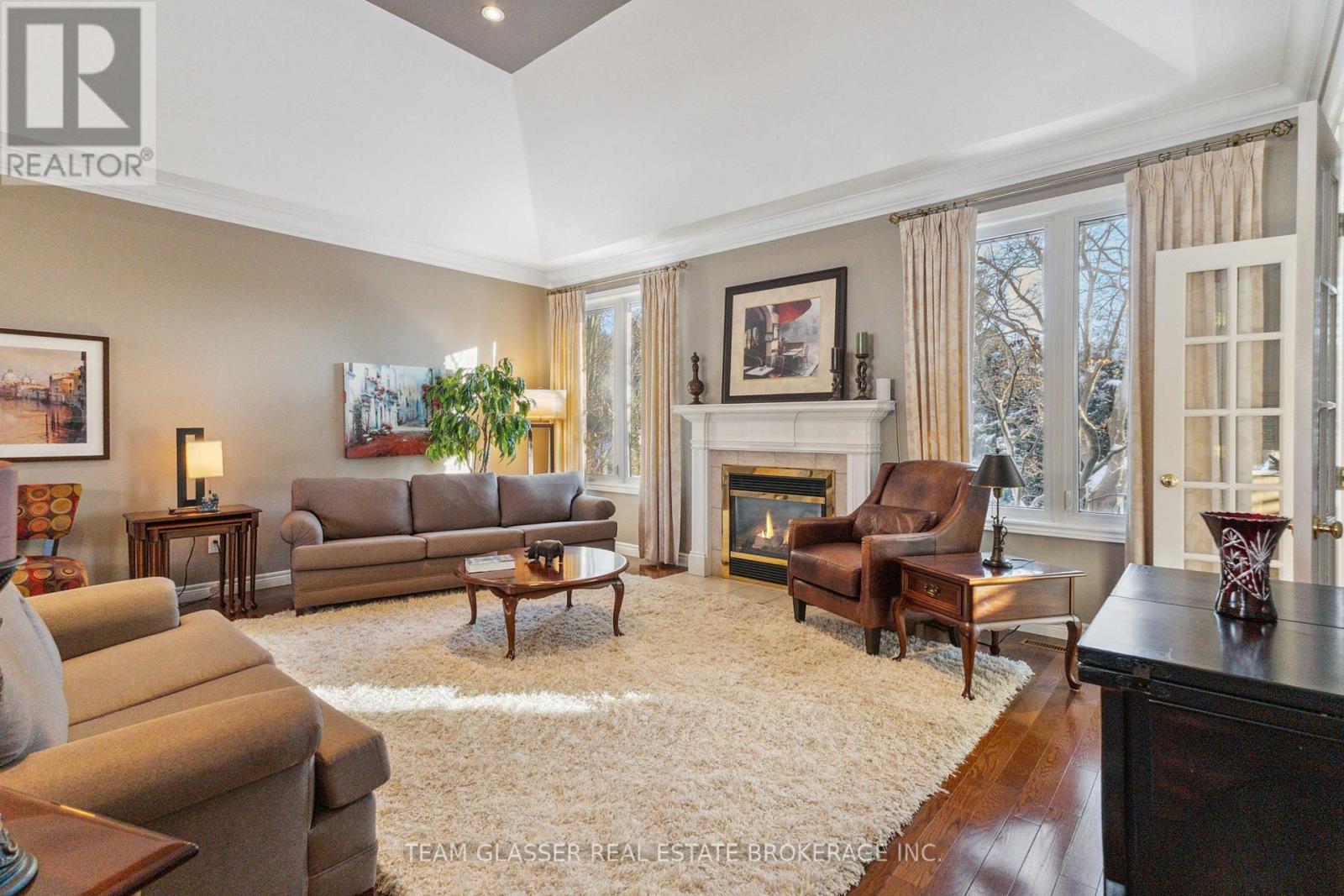 38 Butternut Grove, London South (South B), Ontario  N6K 4J4 - Photo 14 - X12153670