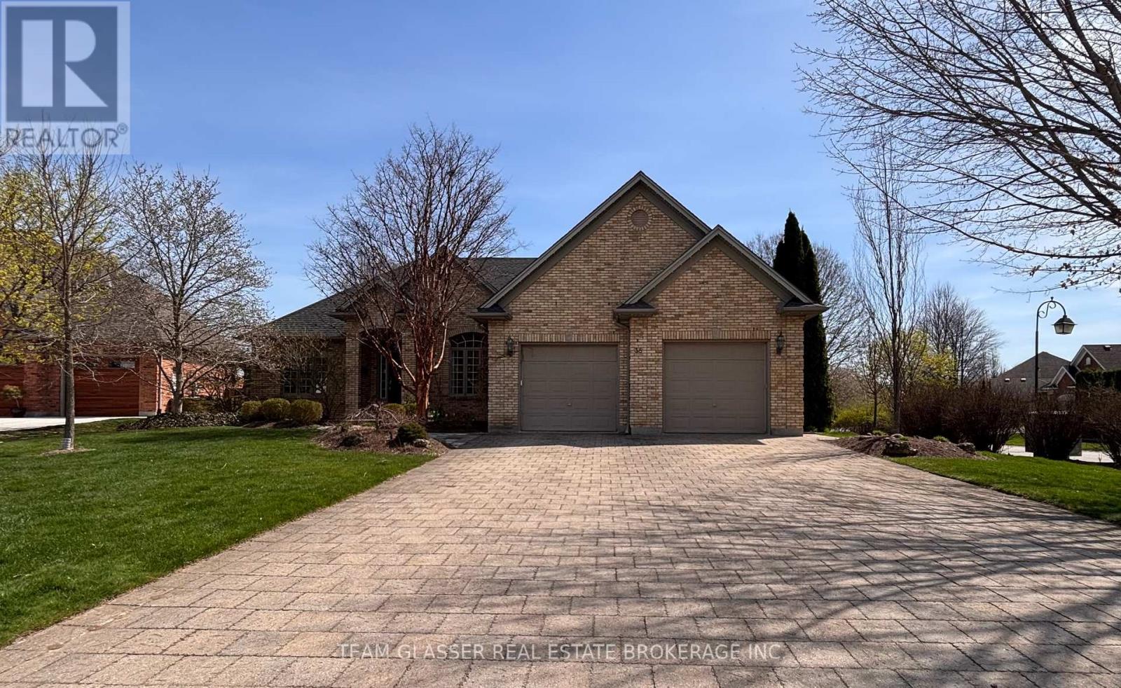 38 BUTTERNUT GROVE, London South, Ontario