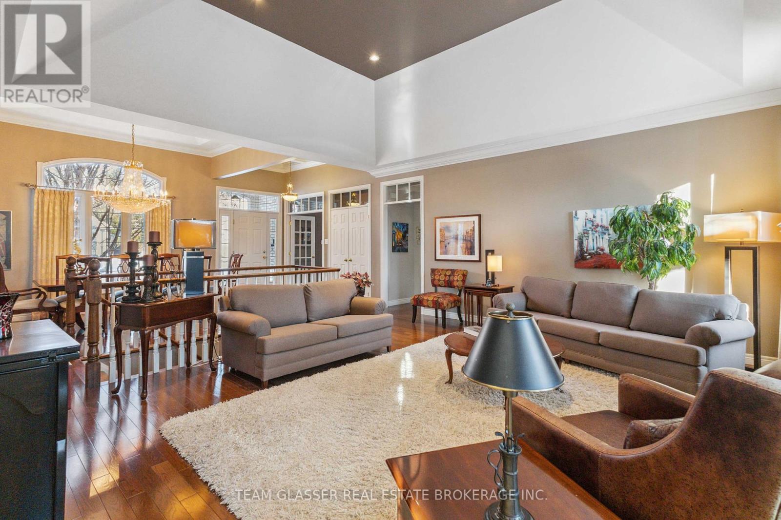 38 Butternut Grove, London South (South B), Ontario  N6K 4J4 - Photo 15 - X12153670