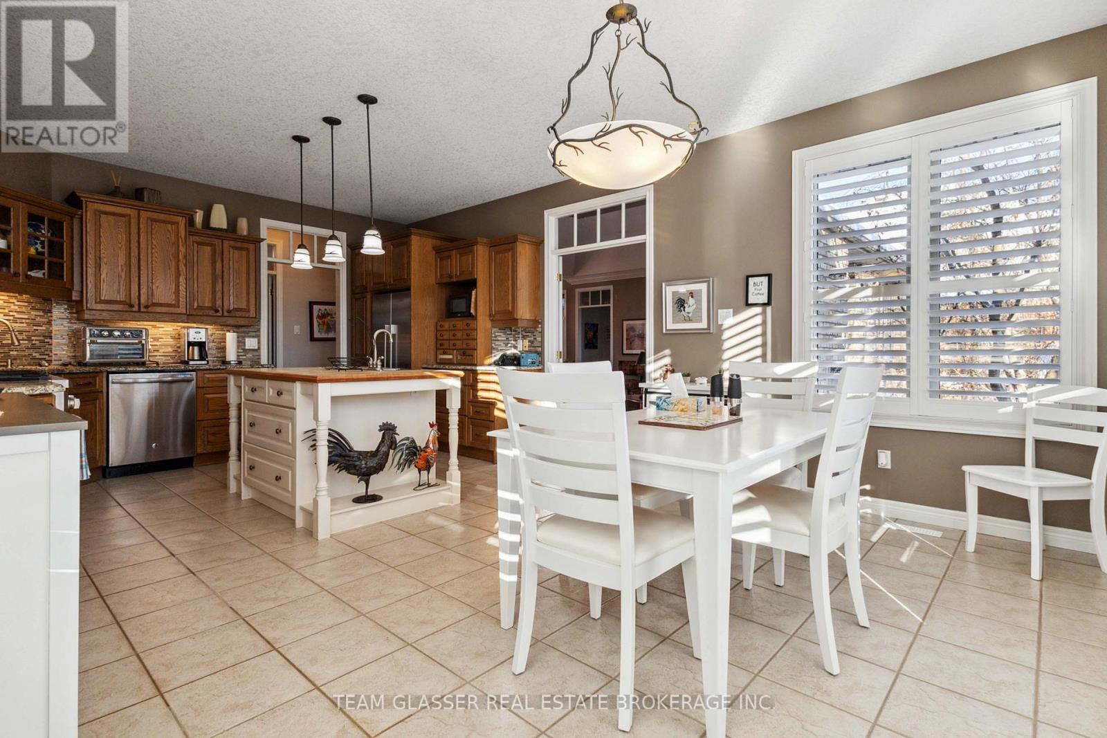 38 Butternut Grove, London South (South B), Ontario  N6K 4J4 - Photo 27 - X12153670