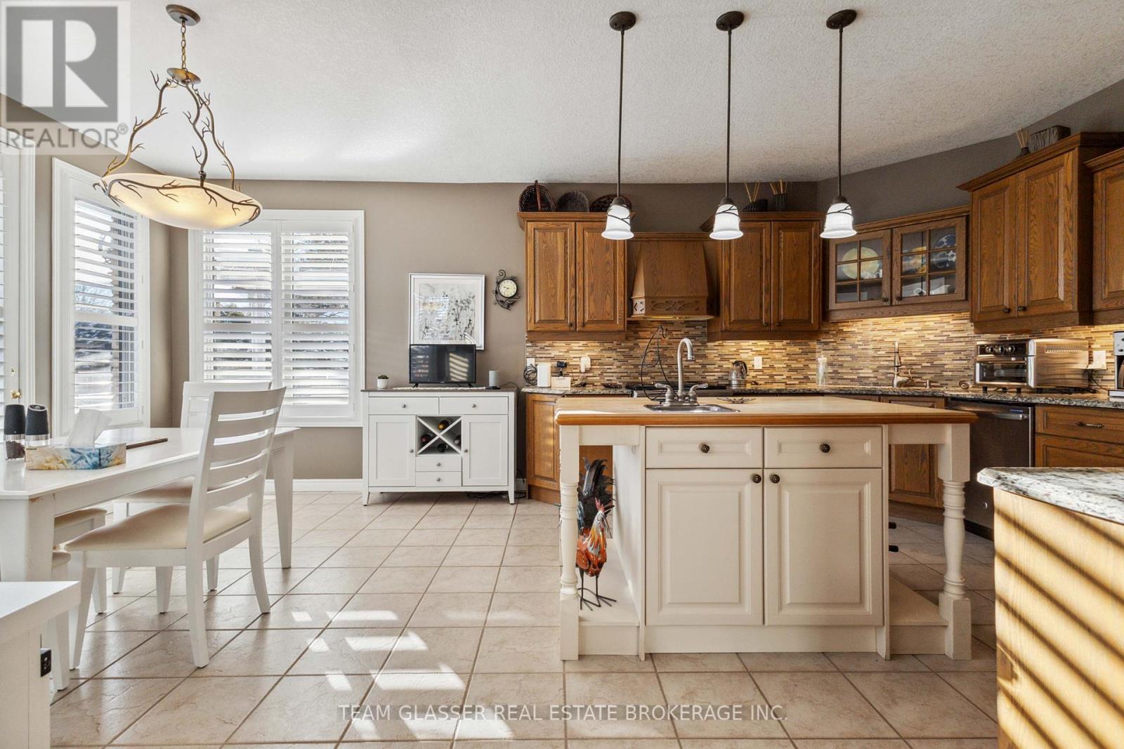 38 Butternut Grove, London South (South B), Ontario  N6K 4J4 - Photo 29 - X12153670