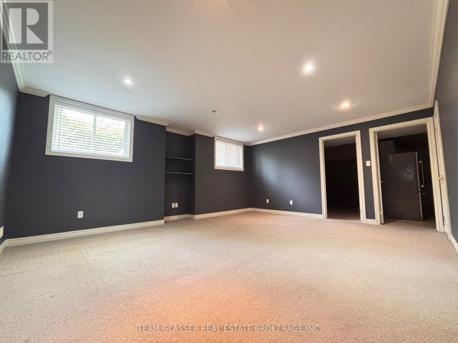 38 Butternut Grove, London South (South B), Ontario  N6K 4J4 - Photo 37 - X12153670