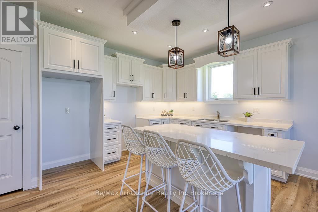 192 Talbot Street, Norfolk, Ontario  N0J 1E0 - Photo 6 - X12153899