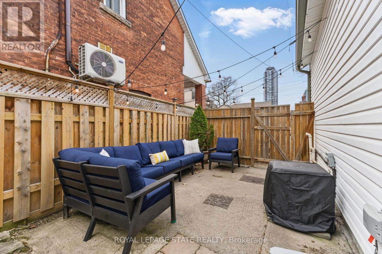 91 Aurora Street, Hamilton, Ontario  L8N 2P6 - Photo 24 - X12153607