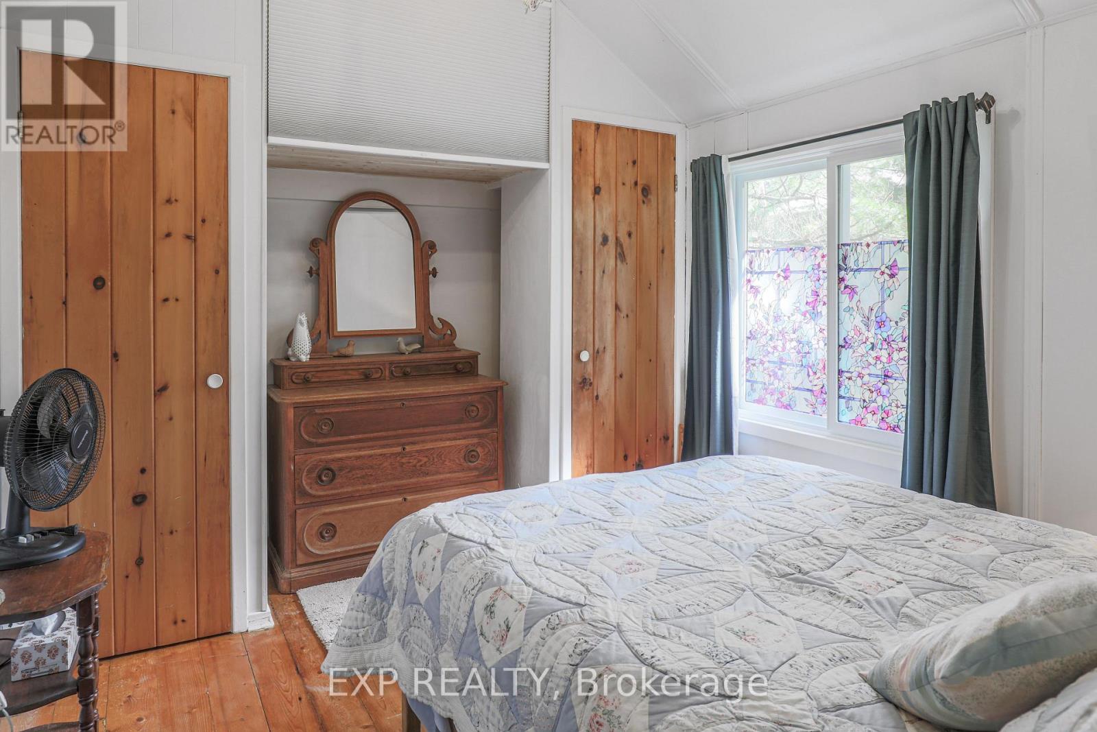 10 Sixth Street, Kawartha Lakes, Ontario  K0M 1N0 - Photo 32 - X12153626